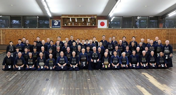 豊橋市剣道連盟との稽古会を実施